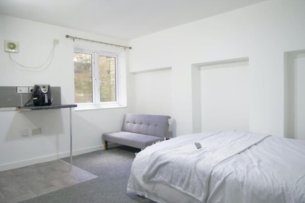 Discover Your Cozy Haven A Perfect Studio Getaway Leamington Spa Zewnętrze zdjęcie