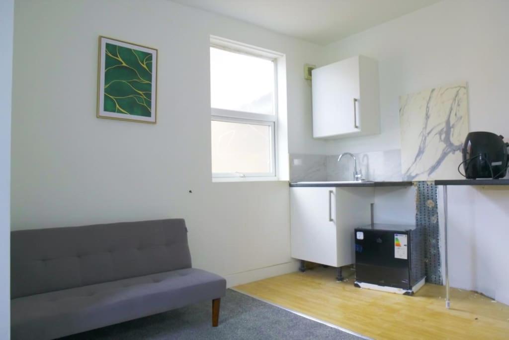Discover Your Cozy Haven A Perfect Studio Getaway Leamington Spa Zewnętrze zdjęcie
